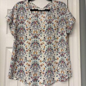 Pink Rose Blouse Floral Size Large Bishop Sleeve. Casual Work. Short Sleeve